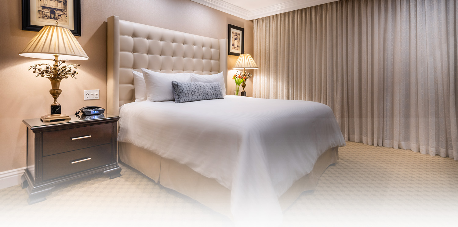  LUXURIOUS SUITE ACCOMMODATIONS OFFER A WEALTH OF AMENITIES PERFECT FOR A ROMANTIC GETAWAY IN TINSELTOWN